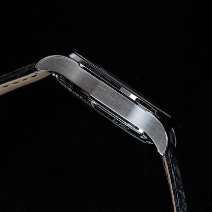 Sugess Tourbillon férfi karóra ST8230, eredeti Tianjin-i szerkezetű, mechanikus, vintage, csontvázszerkezetű karóra, elegáns krokodilbőr szíjjal