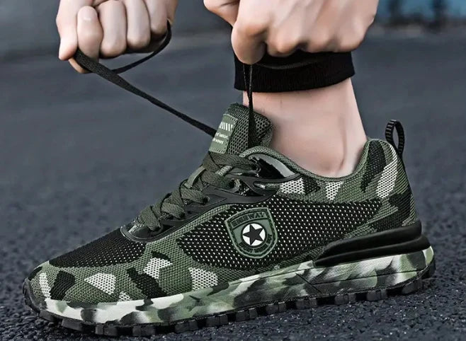 Pánské maskáčové prodyšné sportovní boty – pohodlná neklouzavá obuv s měkkou podrážkou vhodná pro pánské outdoorové aktivity