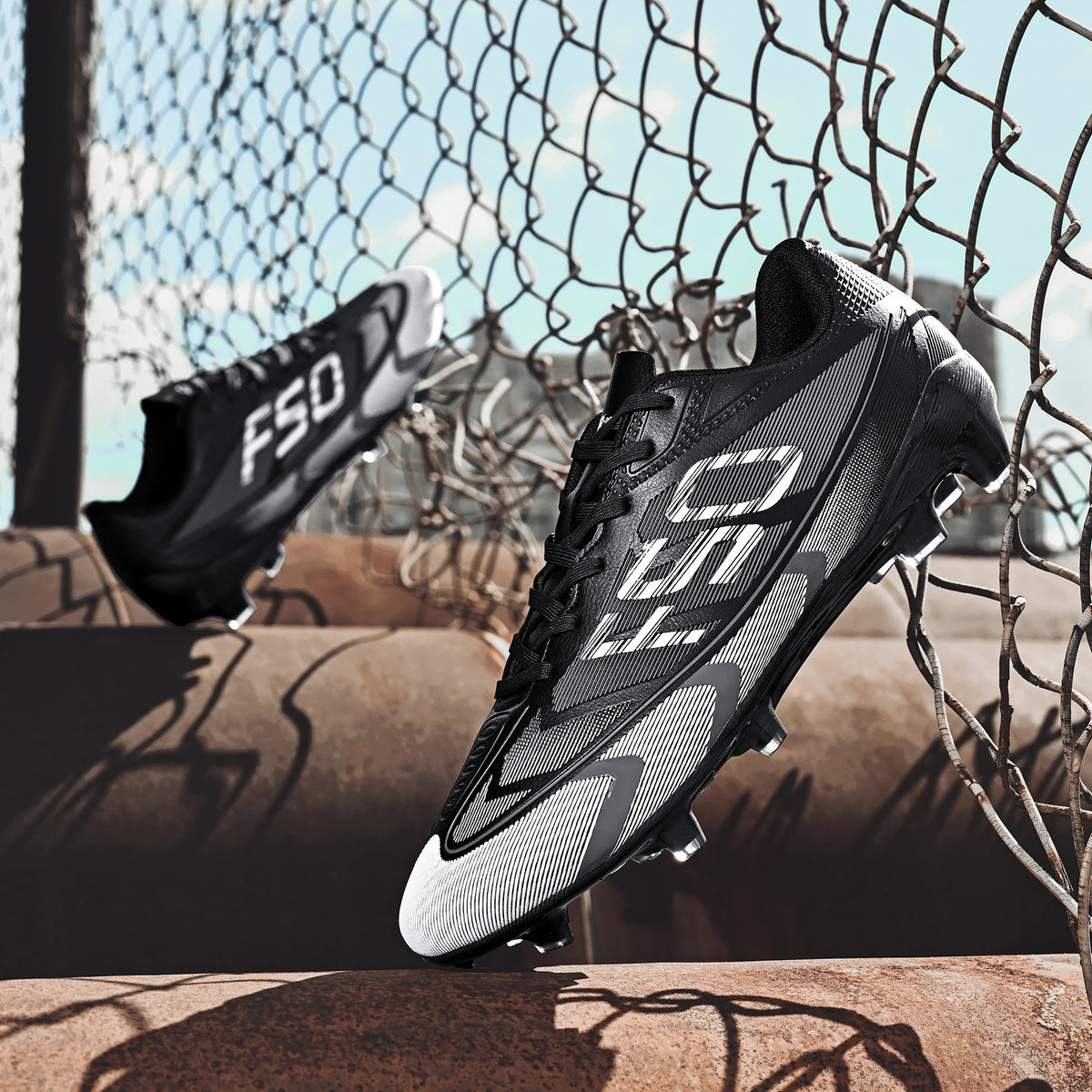 Chaussures de football pour adultes, modèle AG FG, empeigne respirante à séchage rapide, crampons offrant une excellente adhérence, idéales pour les matchs compétitifs et les entraînements d’équipe.