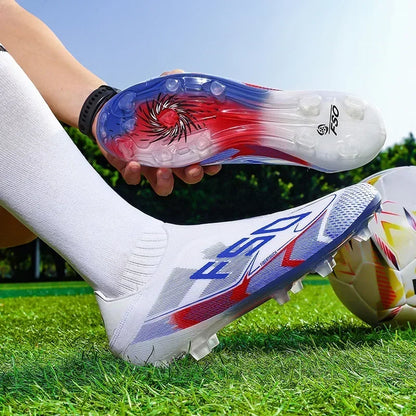 Nouvelles chaussures de football pour hommes, de haute qualité, très vendues, antidérapantes, mi-hautes, légères, pour l'extérieur, crampons de match, pour l'entraînement sur gazon.