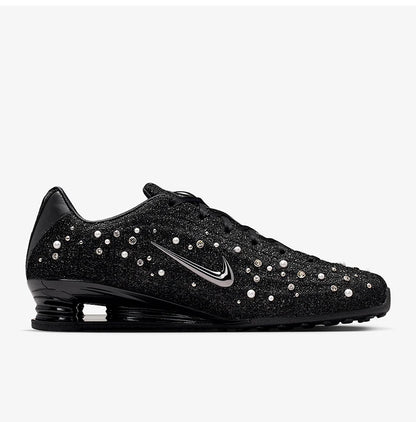 Nike Shox Z da donna, scarpe sportive basse con lacci, resistenti all'usura e con assorbimento degli urti, IQ1157-010