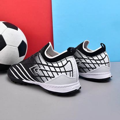 Nouvelles chaussures de football pour hommes, crampons de futsal, chaussures de football, confortables, ultra-légères, pour terrain synthétique et naturel, sportives, antidérapantes, pour adultes, professionnelles.