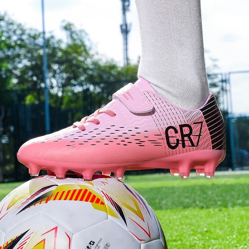 Nouvelles chaussures de football montantes à crampons longs pour adolescents et étudiants, adaptées aux garçons et aux filles, élégantes, durables et tendance