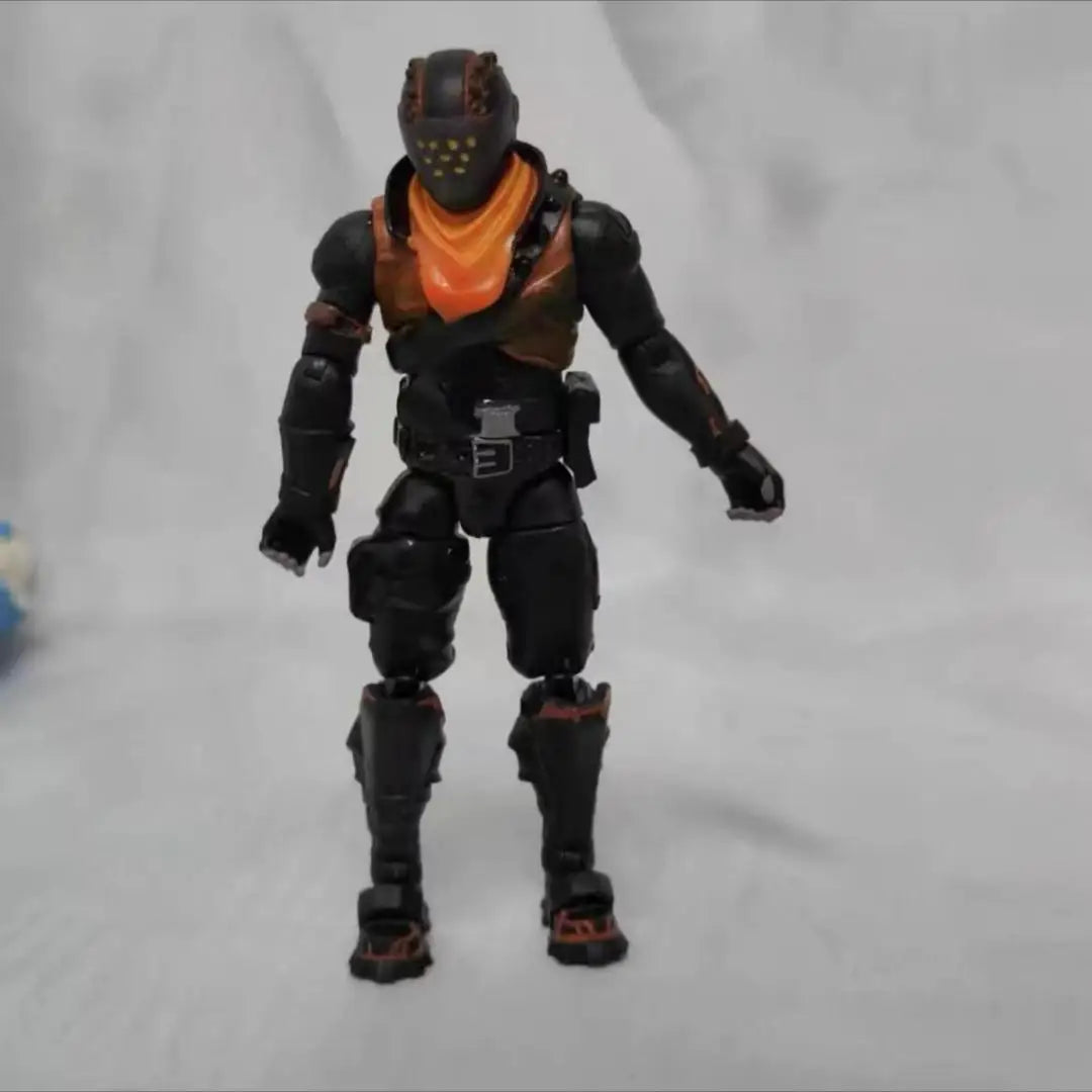 1/18Fortress front Figure Doll Statue 3.75 Inch Handmade Collection