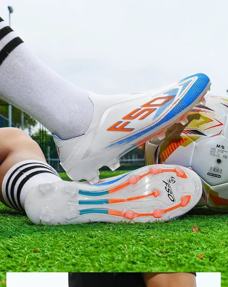 Nouvelles chaussures de football pour hommes, de haute qualité, très vendues, antidérapantes, mi-hautes, légères, pour l'extérieur, crampons de match, pour l'entraînement sur gazon.