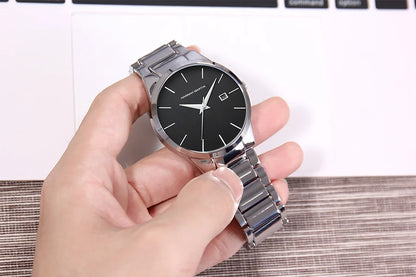 Hannah Martin herreur, rustfrit stålhus, kvartsurværk, urskive på 41 mm, professionelt design, med kalenderfunktion (imitation)