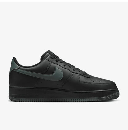 Pánské tenisky Nike Genuine Air Force 1 07 FJ4146-001