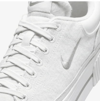 Nike Authentic Legacy Lift ženske skejterske cipele na platformu FZ2606-100