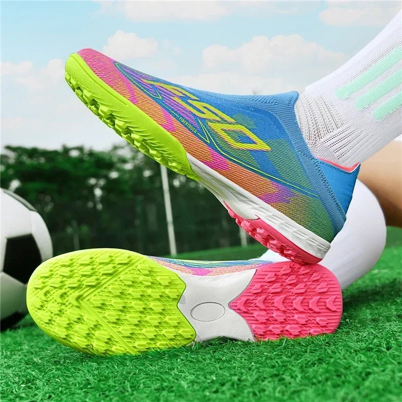 Nouvelles chaussures de football pour hommes, chaussures de match en extérieur, baskets de soccer, chaussures montantes de haute qualité, crampons antidérapants pour futsal et terrain synthétique, meilleures ventes