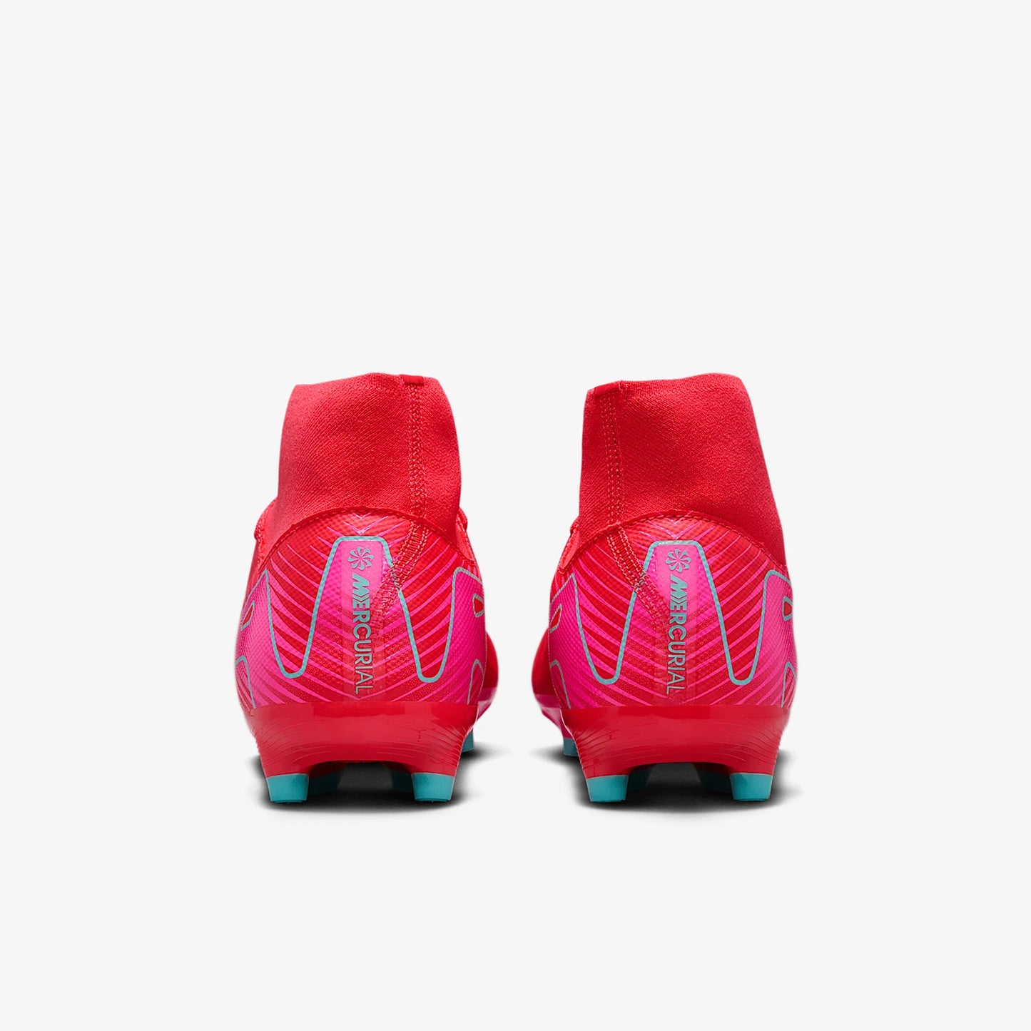 Originální pánská středně vysoká tréninková fotbalová obuv Nike s tlumením a odolnou konstrukcí FQ1456-800