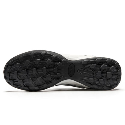 Chaussures de football pour hommes FG pour terrain ferme, tige en PU souple, crampons en caoutchouc renforcés, pour adultes, pour les matchs de football en plein air et l'entraînement sur pelouse.