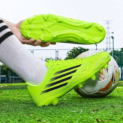 Nouvelles chaussures de football pour hommes, baskets confortables, chaussures de football professionnelles à cheville haute, chaussures de sport unisexes antidérapantes TF/FG pour garçons