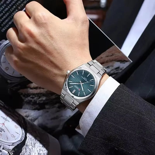 Orologio da uomo CURREN 8439 – Modello di un marchio prestigioso, stile lussuoso e professionale, impermeabile, in acciaio inossidabile, tipo militare, con movimento al quarzo.