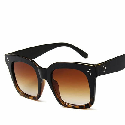 Női napszemüveg, lapos felső keret, Lunette Femme, női luxusmárkás napszemüveg, női szegecses napszemüveg, UV400