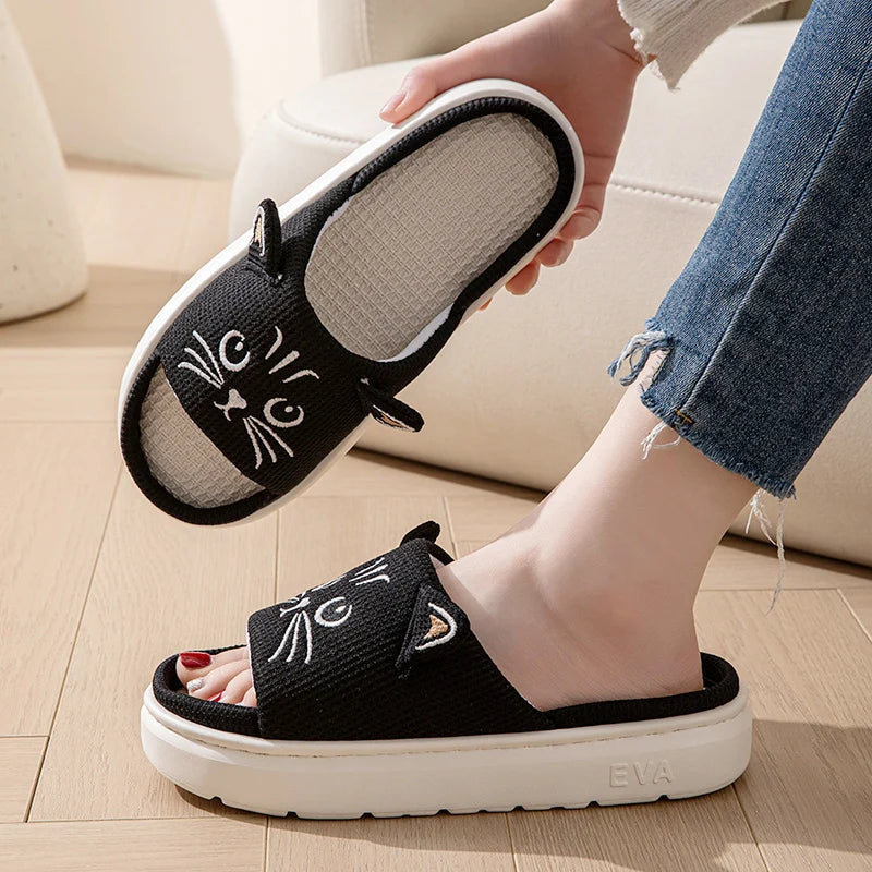 Claquettes plates en EVA pour femmes, motif chat de dessin animé, pour la maison, printemps-été, chaussures de créateur, sandales d'intérieur souples antidérapantes à bout ouvert pour filles
