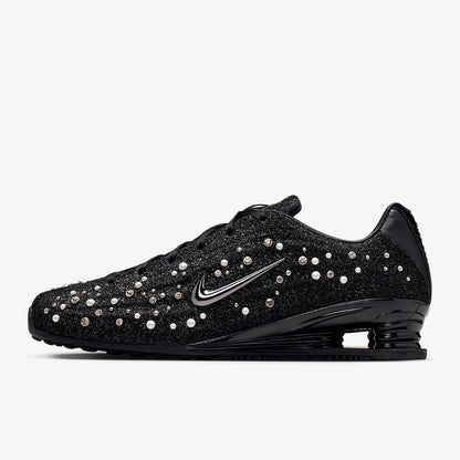 Nike Shox Z da donna, scarpe sportive basse con lacci, resistenti all'usura e con assorbimento degli urti, IQ1157-010
