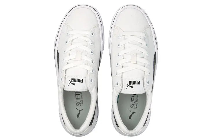 Baskets Puma Kaia Platform, modèle blanc et noir, 383804-01.