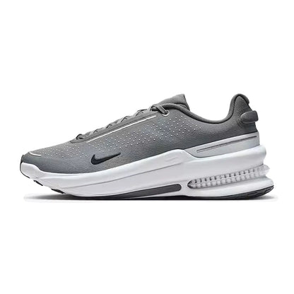 Scarpe da corsa da uomo Nike Air Zoom Upturn SC a tomaia bassa: minimaliste, eleganti, versatili, di alta qualità, comode per tutti i giorni IB2746-010