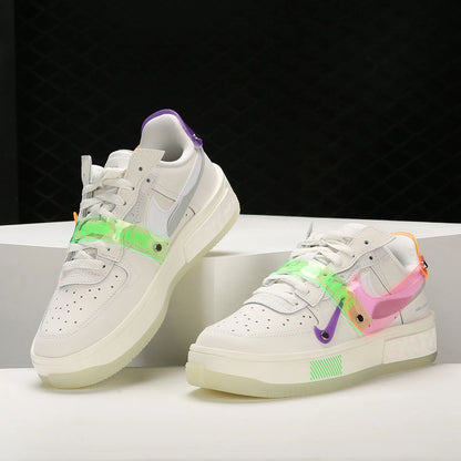 Nike AIR FORCE 1 '07 Damen Air Force One Classic Freizeitsneaker DO2332-111
