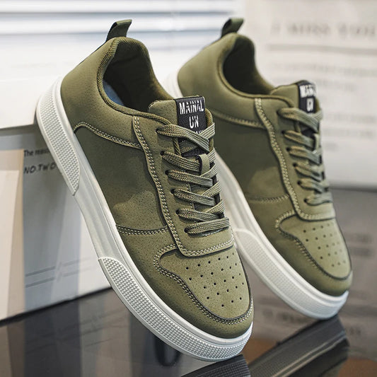 1 pair sports casual skateboarding shoes, comfortable and fashionable, with a snug upper that fits the foot and a slip-resistant sole