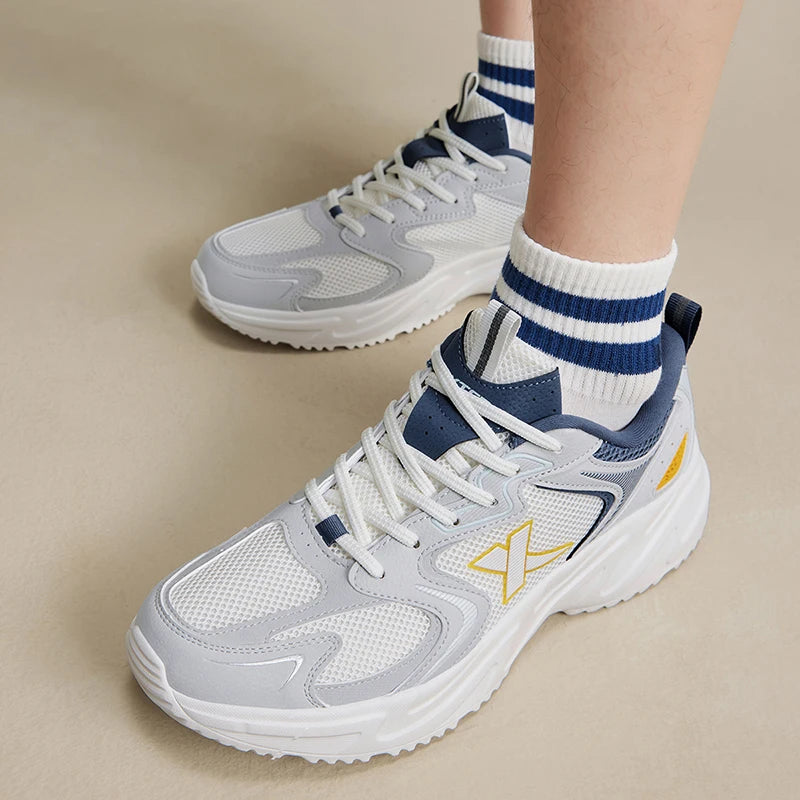 Zapatillas casuales Xtep para hombre, calzado deportivo de verano resistente, con cordones, antideslizante y resistente al desgaste para exteriores 876219320026
