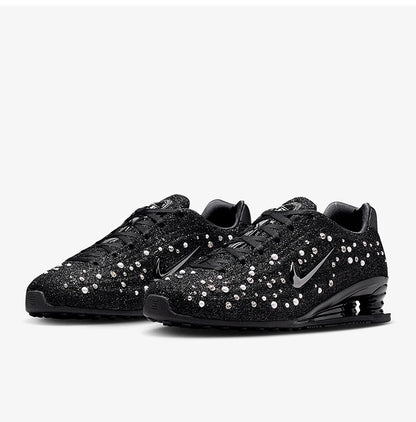 Nike Shox Z da donna, scarpe sportive basse con lacci, resistenti all'usura e con assorbimento degli urti, IQ1157-010