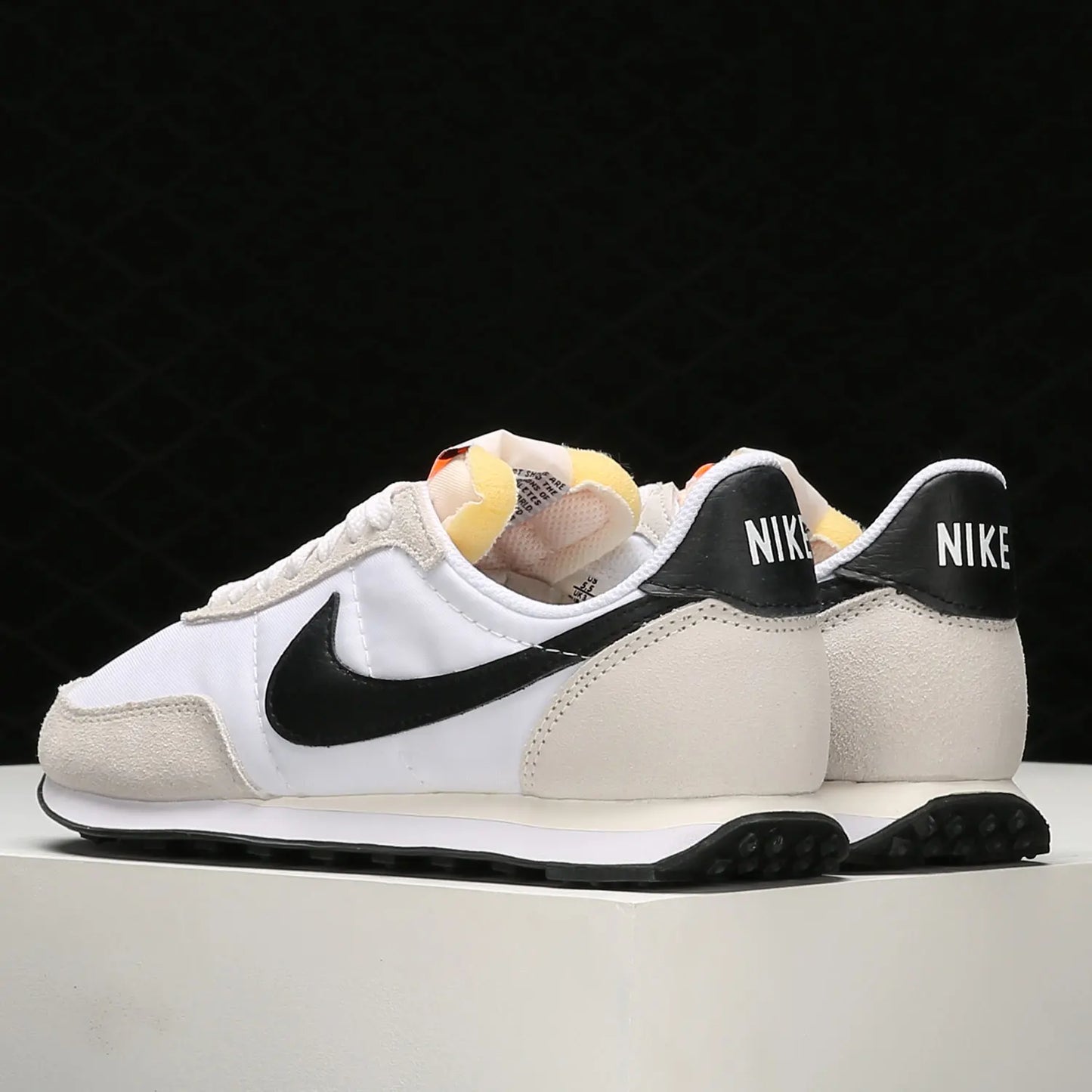 Nike Authentic Waffle Trainer 2 Sportliche Freizeitschuhe für Herren und Damen DA8291-100