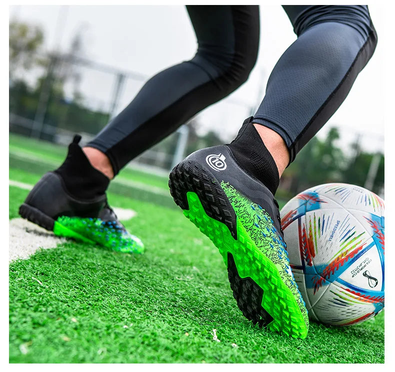 1 paire de chaussures de football pour hommes, résistantes à l'usure, antidérapantes, avec crampons longs et courts, idéales pour les matchs sur gazon extérieur, pour étudiants et adultes