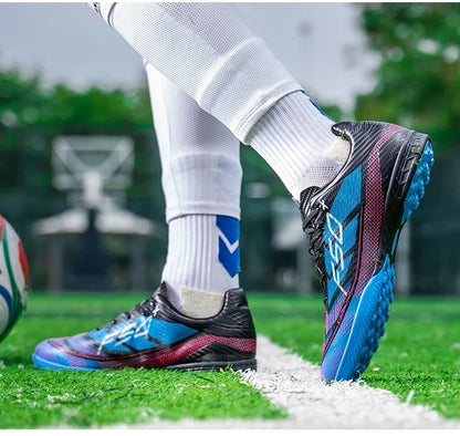 Nouvelles chaussures de football pour hommes, chaussures de soccer pour terrain en herbe, chaussures d'entraînement, chaussures de sport ultralégères, chaussures de match professionnelles, baskets antidérapantes unisexes.