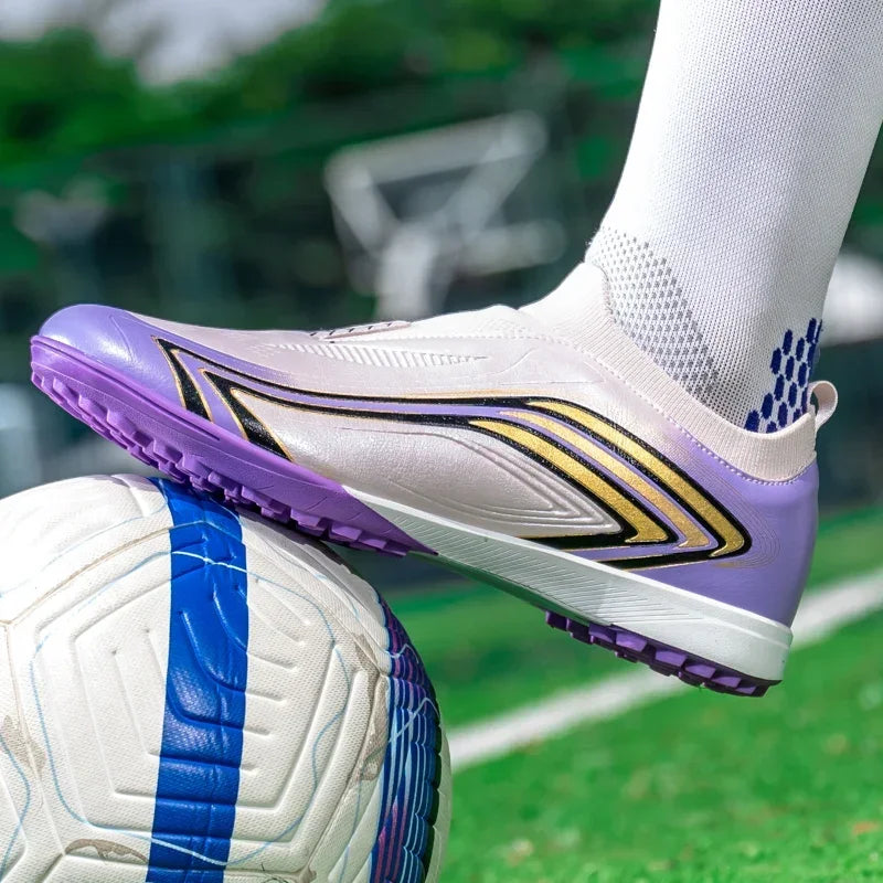 Nouvelles chaussures de football pour hommes, baskets de match, chaussures de futsal antidérapantes, crampons pour terrain en herbe, chaussures de football d'intérieur, légères, de haute qualité, pour l'extérieur