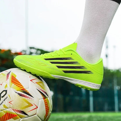 Nouvelles chaussures de football pour hommes, baskets confortables, chaussures de football professionnelles à cheville haute, chaussures de sport unisexes antidérapantes TF/FG pour garçons