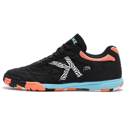 Kelme Hallenfußballschuhe für Erwachsene, flache Sohle, Jugendspiel, Five-a-side-Training, Fußballschuhe, Herren-Futsal-Sneaker