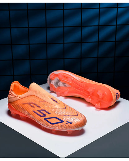 Nouvelles chaussures de football pour hommes, crampons pour terrain gazonné, chaussures de futsal confortables, chaussures de football pour terrain synthétique, chaussures de sport ultralégères, antidérapantes, pour adul