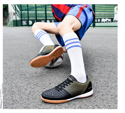 Indoor Soccer Cleats Men Professional Futsal Shoes Anti-Skid Men’s Football Boots Original Hard Court Chuteira Society Futebol