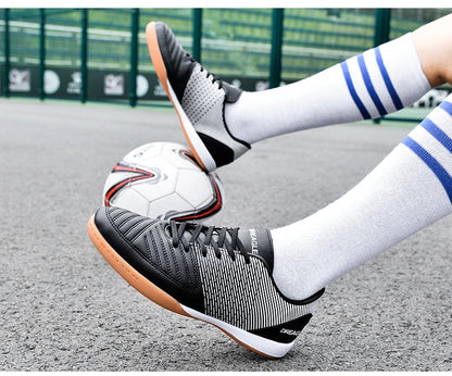 Indoor Soccer Cleats Men Professional Futsal Shoes Anti-Skid Men’s Football Boots Original Hard Court Chuteira Society Futebol