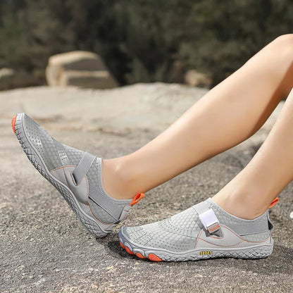 Barefoot Beach Aqua Shoes for Men and Women Quick-Dry Summer Water Shoes Outdoor Wading Sneakers Lightweight Water Sports Shoes