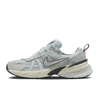 Nike V2K Run Men's Low-Top Running Shoes Versatile, Durable, Casual Training & Urban Commuting HJ4497-001