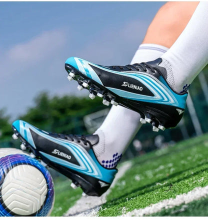 Nouvelles chaussures de football pour hommes, crampons de futsal, chaussures de soccer, chaussures de match, baskets d'intérieur de haute qualité, best-seller, antidérapantes, pour entraînement et extérieur