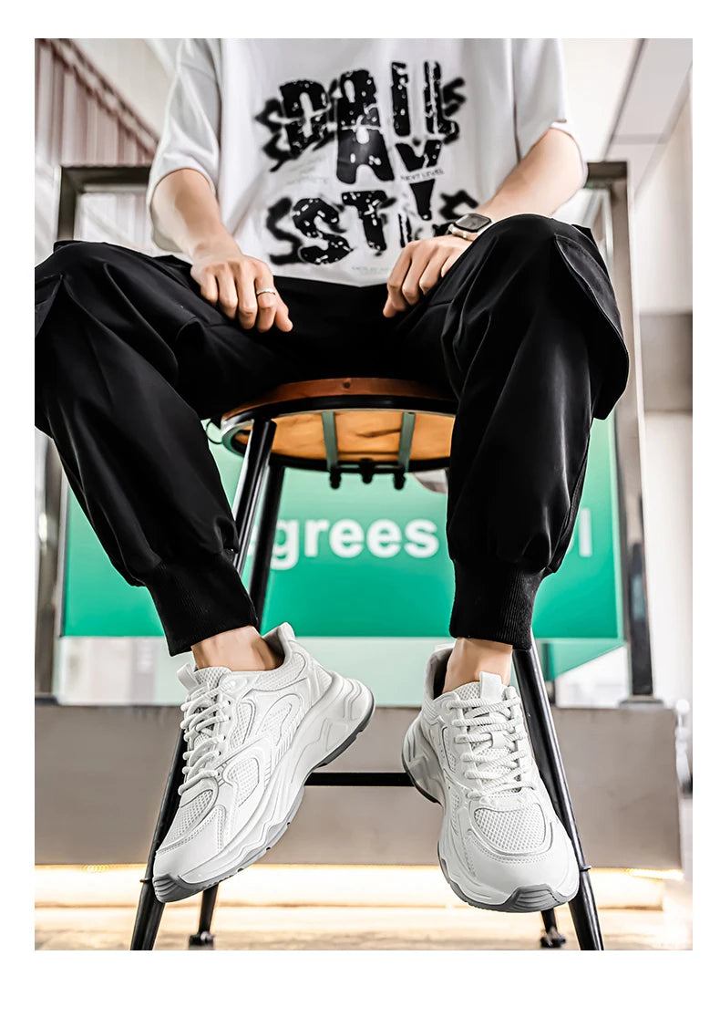 Men's speed casual sneakers spring summer soft-sole anti-slip breathable outdoor running shoes fashion Youth Joker sports shoes