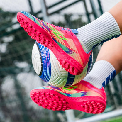 NOUVEAU Chaussures de football roses pour hommes, à enfiler, antidérapantes, crampons de football pour garçons, chaussures d'entraînement TF/FG, Chuteira Campo 35-45