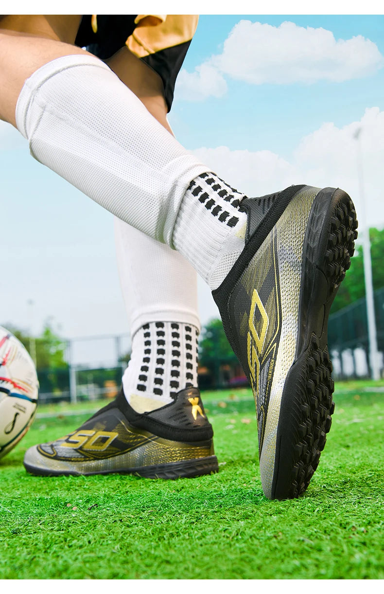 Chaussures de football pour hommes, neuves, pour terrain gazonné, professionnelles, originales, résistantes, décontractées, chaussures de football de qualité supérieure, ultralégères