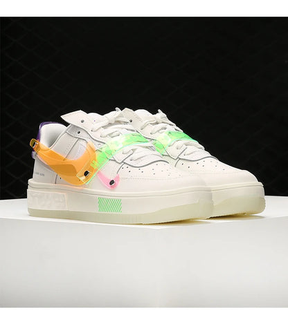 Nike AIR FORCE 1 '07 Damen Air Force One Classic Freizeitsneaker DO2332-111