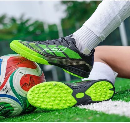 Nouvelles chaussures de football pour hommes, chaussures de sport antidérapantes pour terrain en gazon, baskets professionnelles, chaussures d'entraînement pour activités sportives en extérieur, chaussures de match, modè