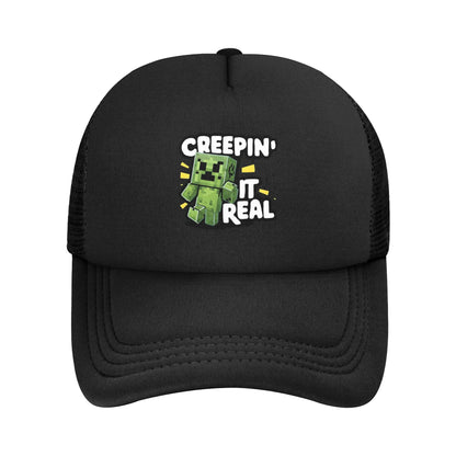 Kubinis nuotykių ieškotojas atranda už savęs „Creepers“ monstrą. Sunkvežimio vairuotojo kepurė. „Sun Hats“ kepurė. Reguliuojama „Snapback“ kepurė. Tinklinė beisbolo kepurė.