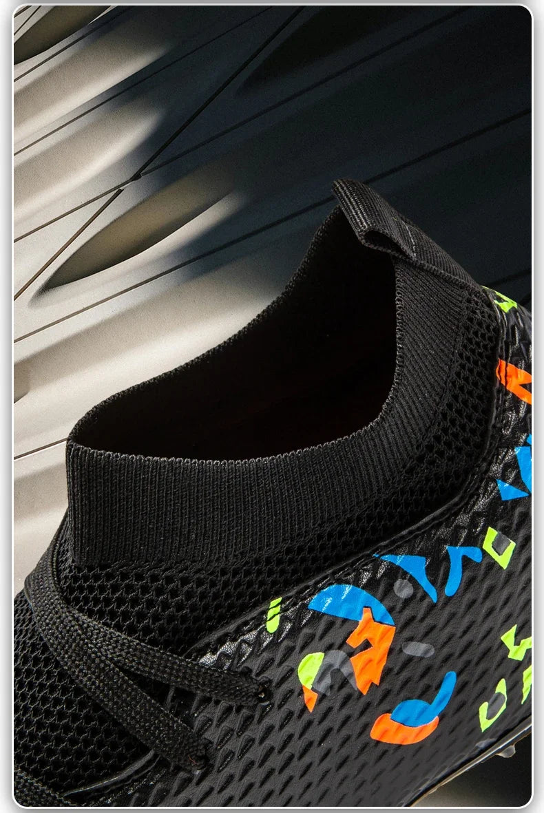 Nouvelles chaussures de football pour hommes, chaussures de sport professionnelles pour l'extérieur, antidérapantes, chaussures d'entraînement, baskets, chaussures de football pour terrain gazonné, ultralégères, unisex