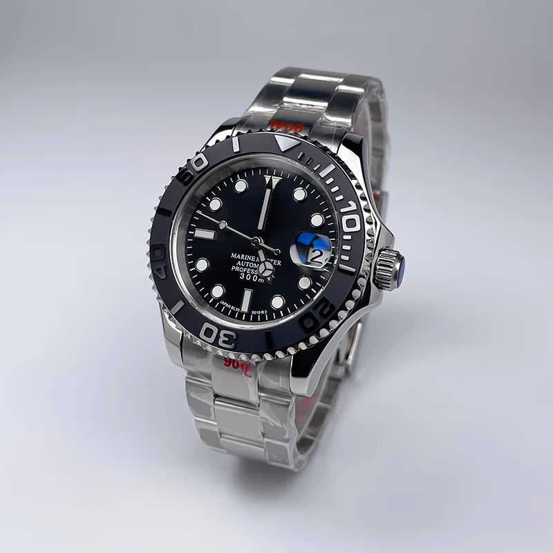 40 mm átmérőjű, YM Design kétirányban forgó keret, zafírüveg, világító számlap, NH35 szerkezethez, Jubile szíjjal ellátott luxus férfi karóra