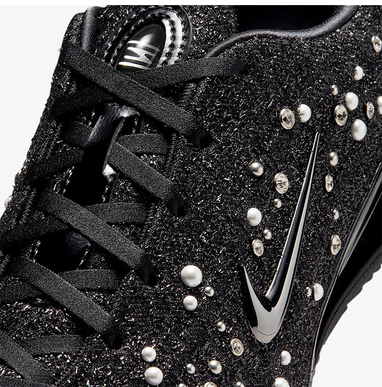 Nike Shox Z da donna, scarpe sportive basse con lacci, resistenti all'usura e con assorbimento degli urti, IQ1157-010