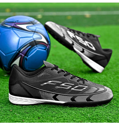 Nouvelles chaussures de football pour hommes, chaussures de sport respirantes, chaussures de football d'extérieur antidérapantes, chaussures de futsal de haute qualité, haute tige, ultralégères, pour les matchs