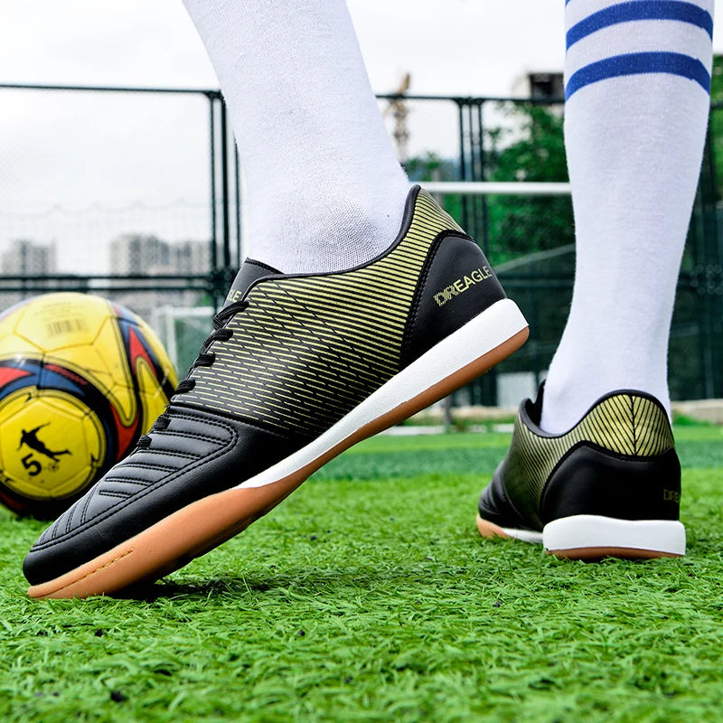 Indoor Soccer Cleats Men Professional Futsal Shoes Anti-Skid Men’s Football Boots Original Hard Court Chuteira Society Futebol