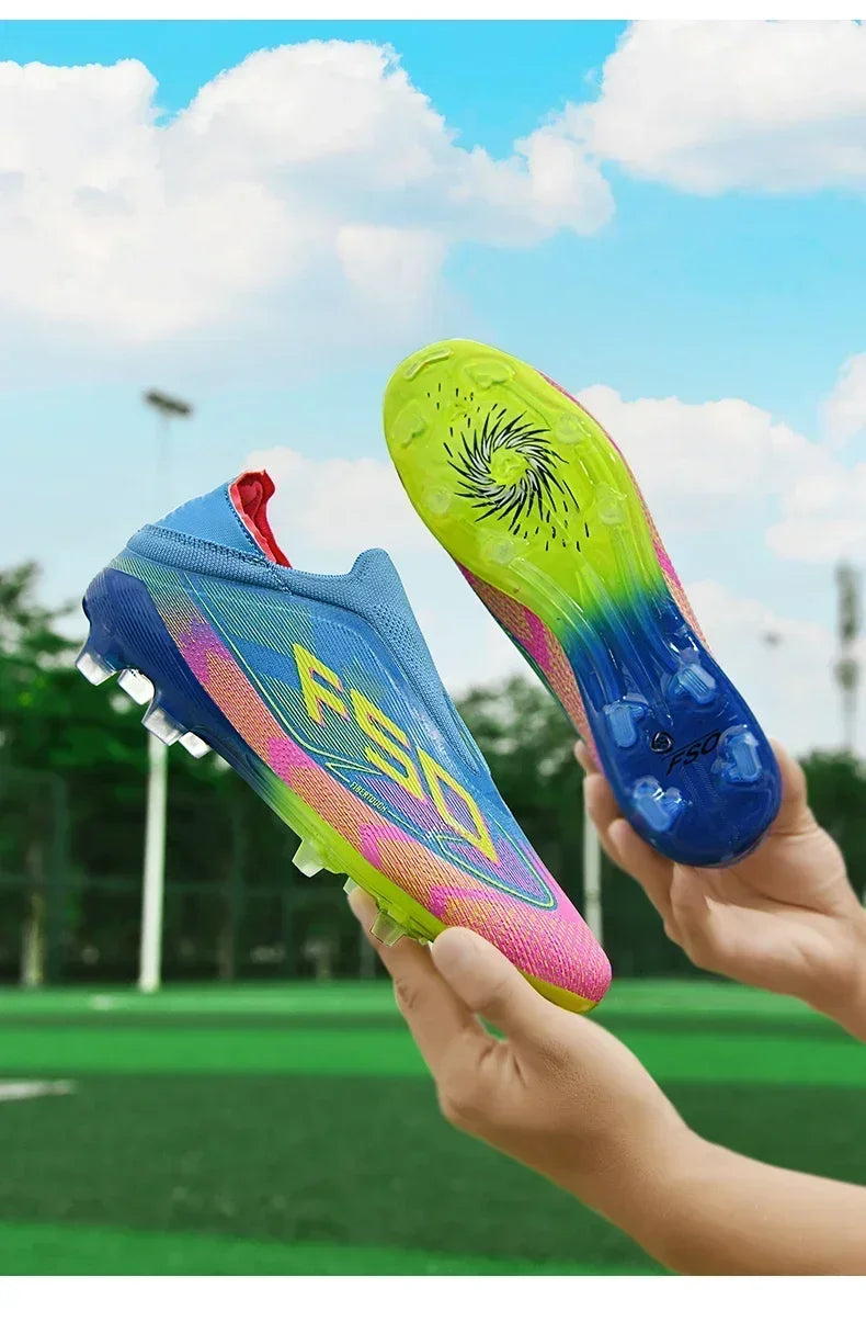 Nouvelles chaussures de football pour hommes, mi-hautes, légères, très vendues, pour l'entraînement sur herbe, antidérapantes, crampons de haute qualité pour l'extérieur.